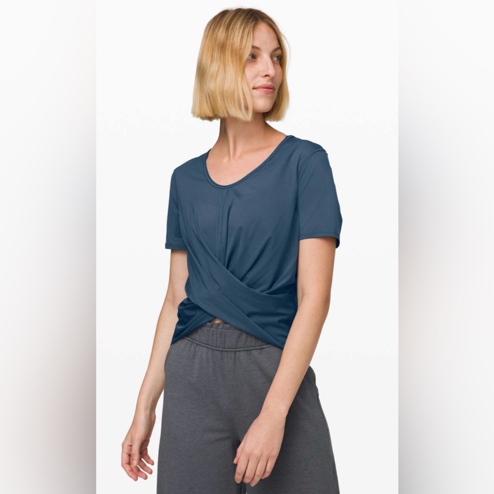 Lululemon Do The Daily Short Sleeve Knot Twist Tshirt 4 Code Blue